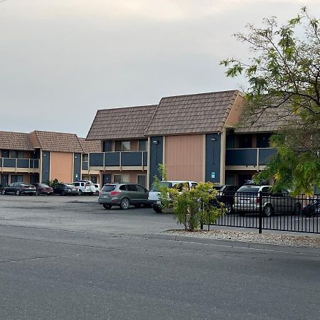 Budget Inn Fallon Bagian luar foto