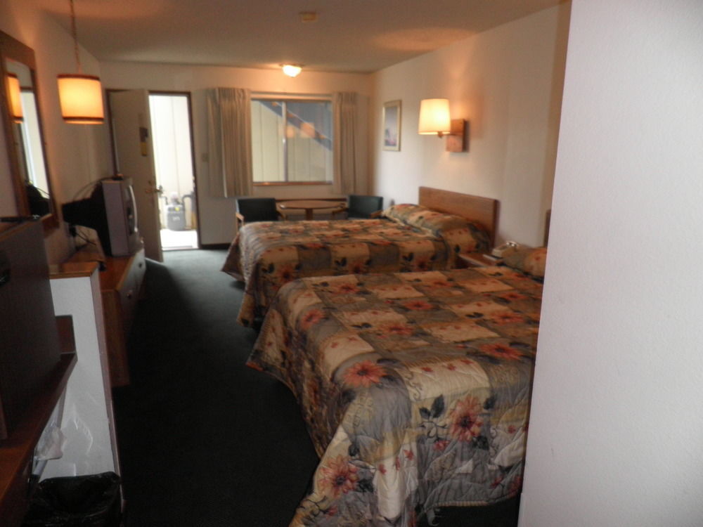 Budget Inn Fallon Bagian luar foto