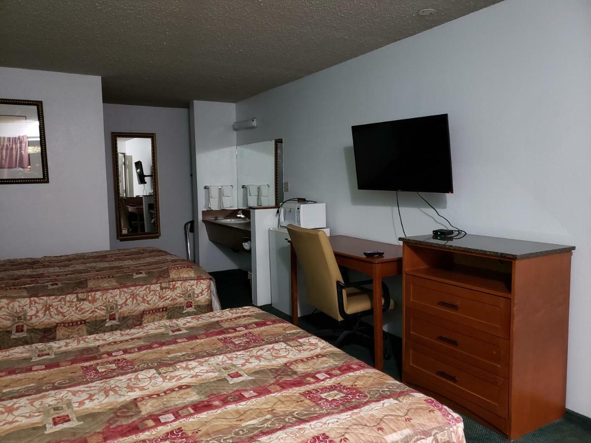 Budget Inn Fallon Bagian luar foto