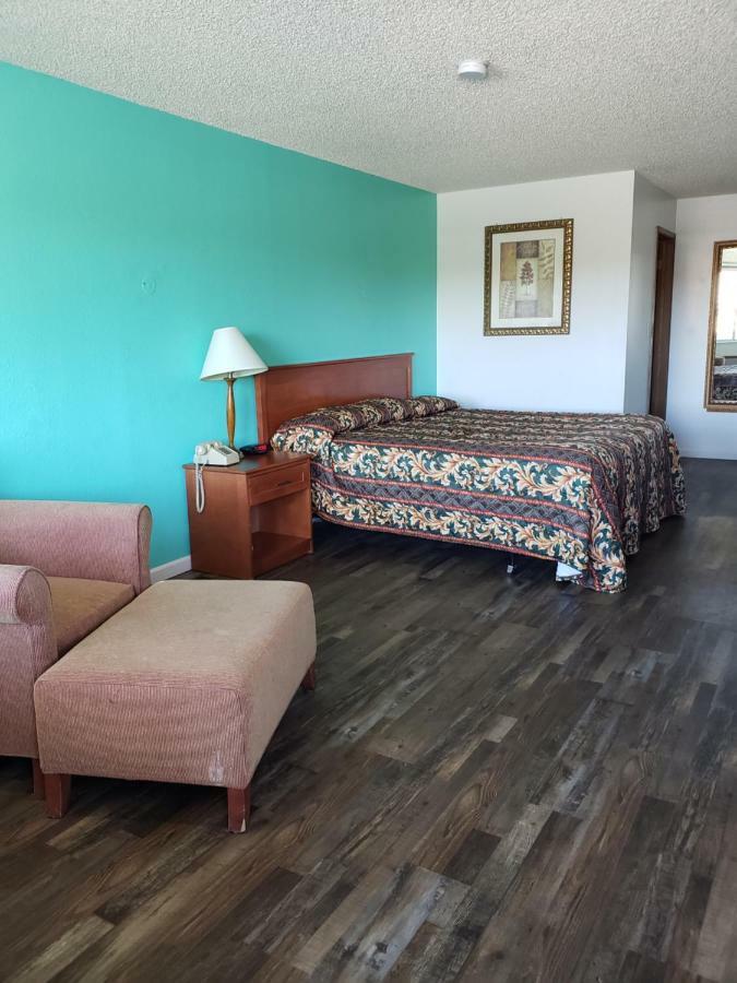 Budget Inn Fallon Bagian luar foto